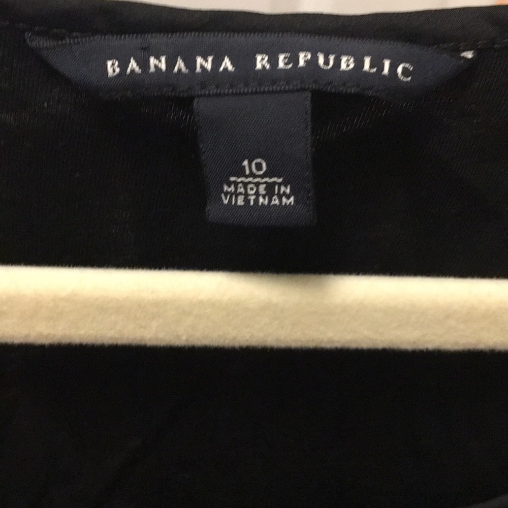 Banana republic dress Size 10, black white crochet - Picture 3 of 4